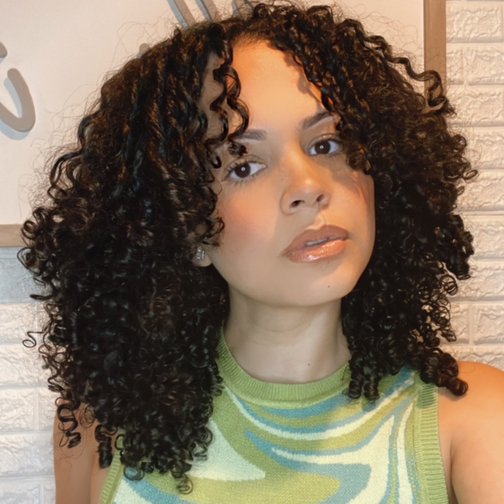 Meet your Posher, Megan